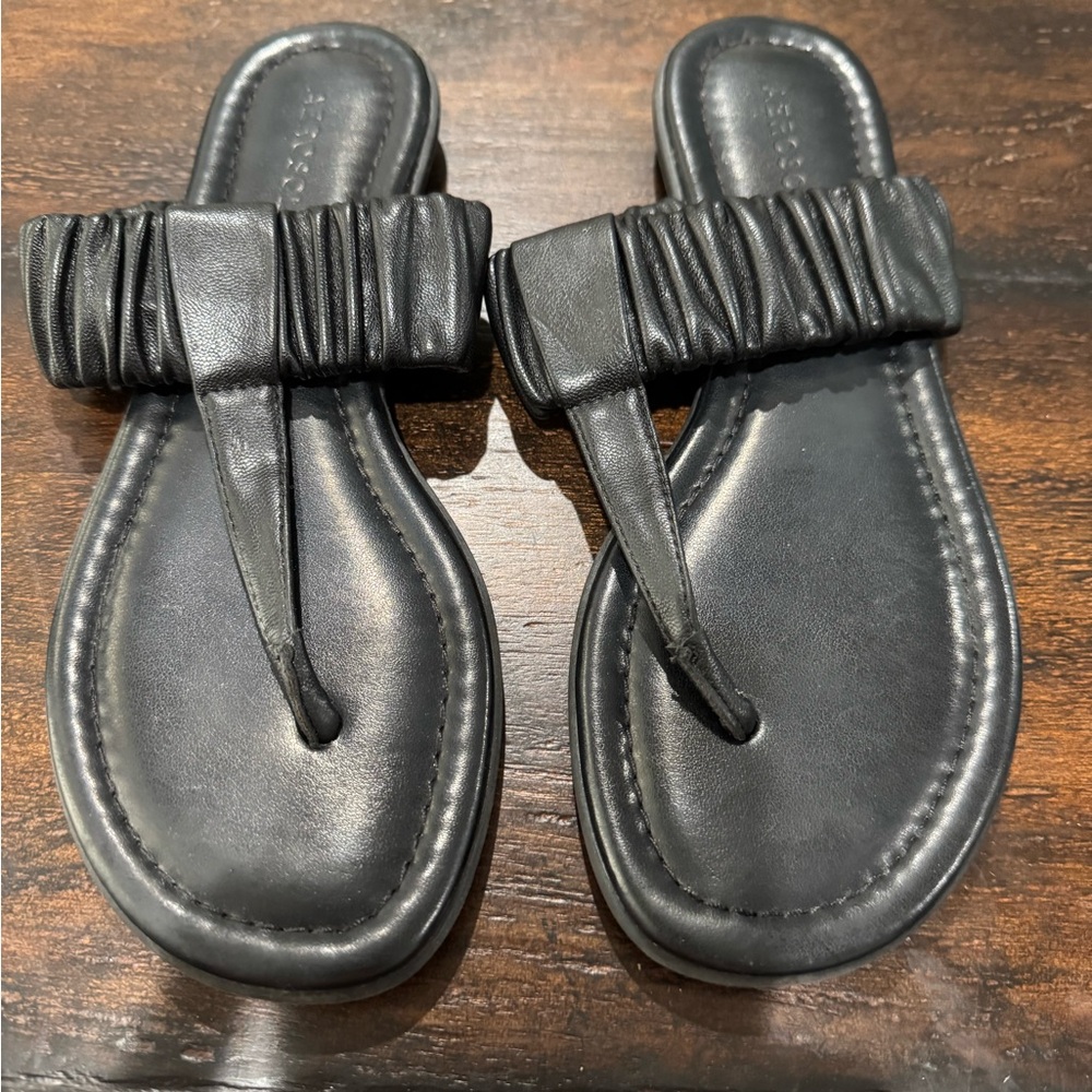 Aerosoles Cady leather thong sandal